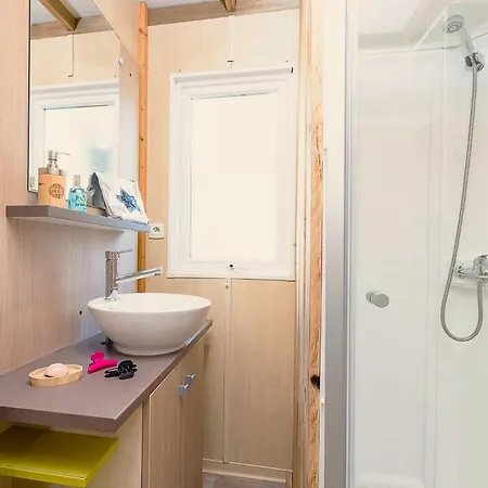 Paradis La Grand'metairie Parque de Campismo 4*