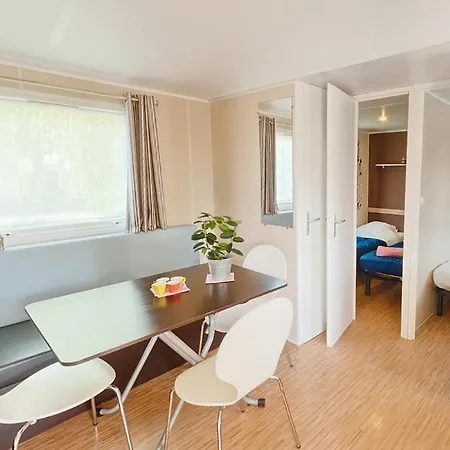 Paradis La Grand'metairie Campsite 4*