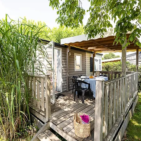 Paradis La Grand'metairie Campsite 4*