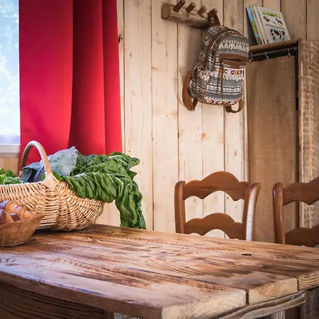 Campingplads Paradis La Grand'metairie Saint-Hilaire-la-Forêt