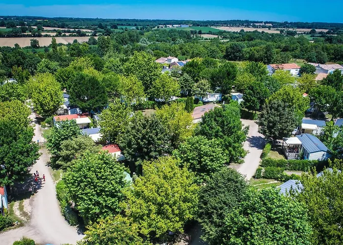 Campingplatz Paradis La Grand'metairie Saint-Hilaire-la-Forêt