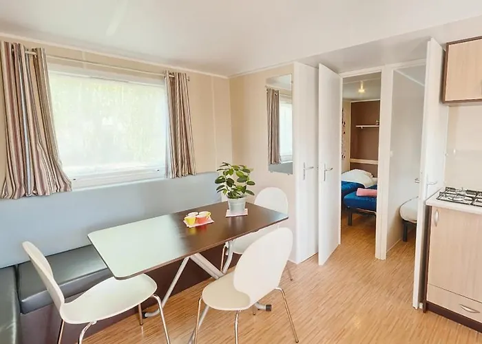 Paradis La Grand'metairie Campingplatz 4*