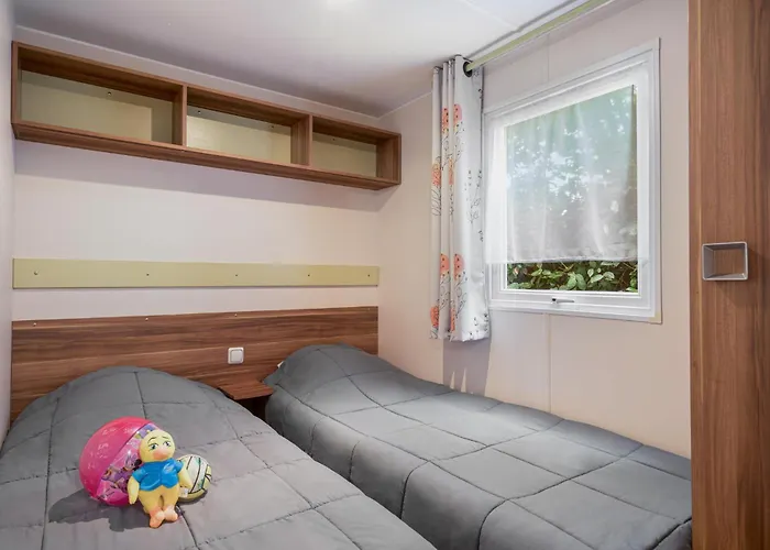 Campingplatz Paradis La Grand'metairie 4*