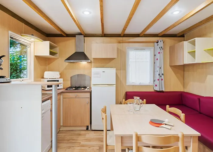 Kemping Paradis La Grand'metairie 4*