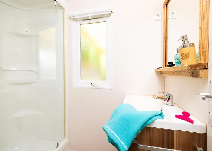 Paradis La Grand'metairie Campingplatz 4*