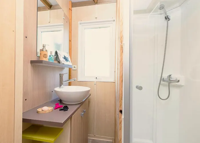 Paradis La Grand'metairie Campingplatz 4*